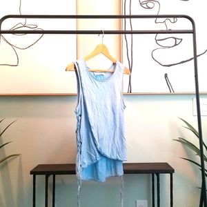 Fourteenth&9th. Size S. Vintage blue top